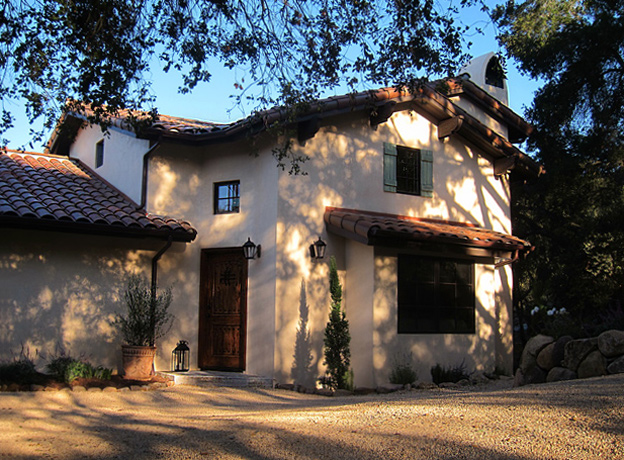 Tuscan style homes design in Santa Barbara and Montecito California